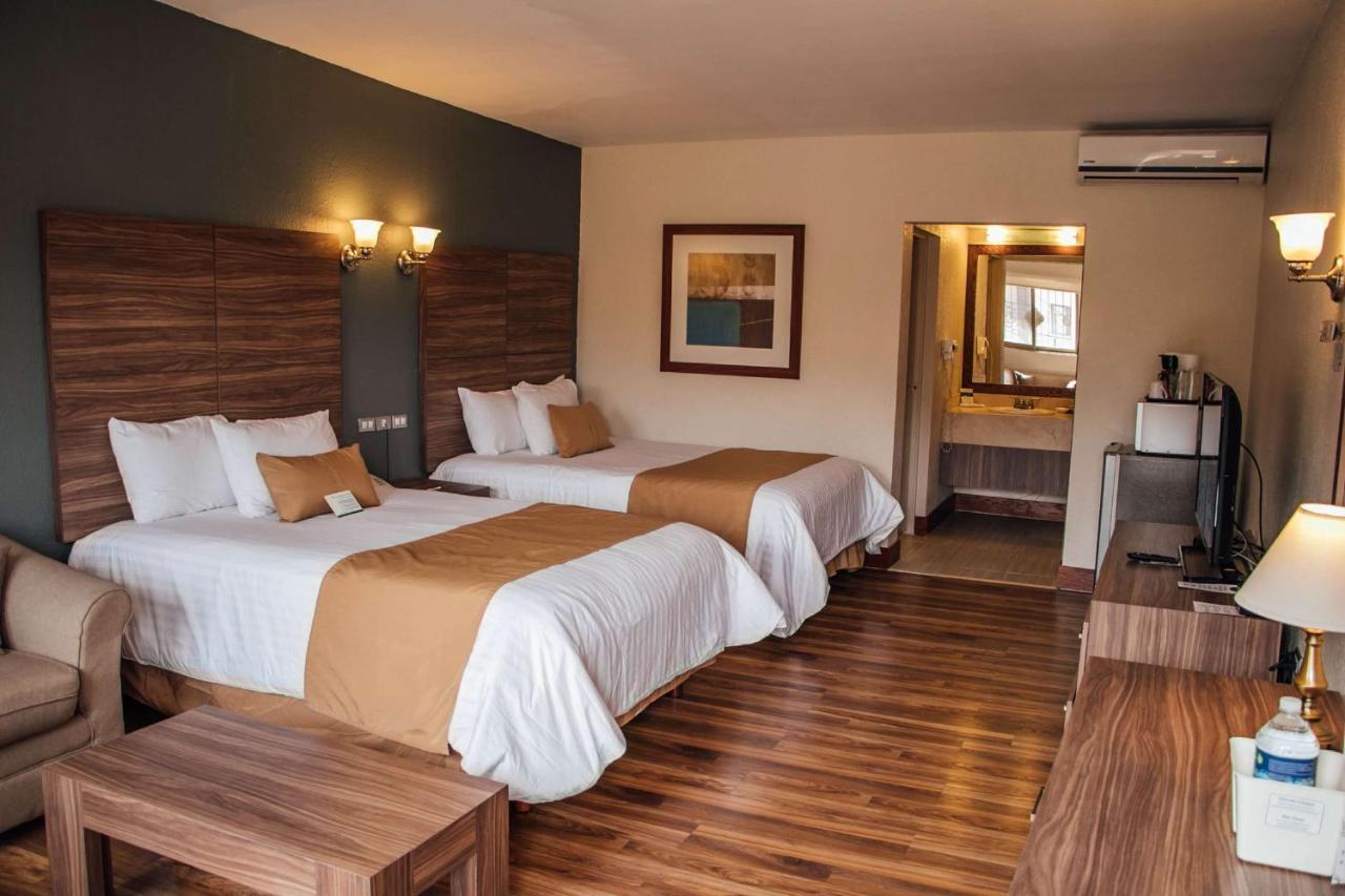 Best Western Cumbres Inn Cd. Cuauhtemoc Екстер'єр фото