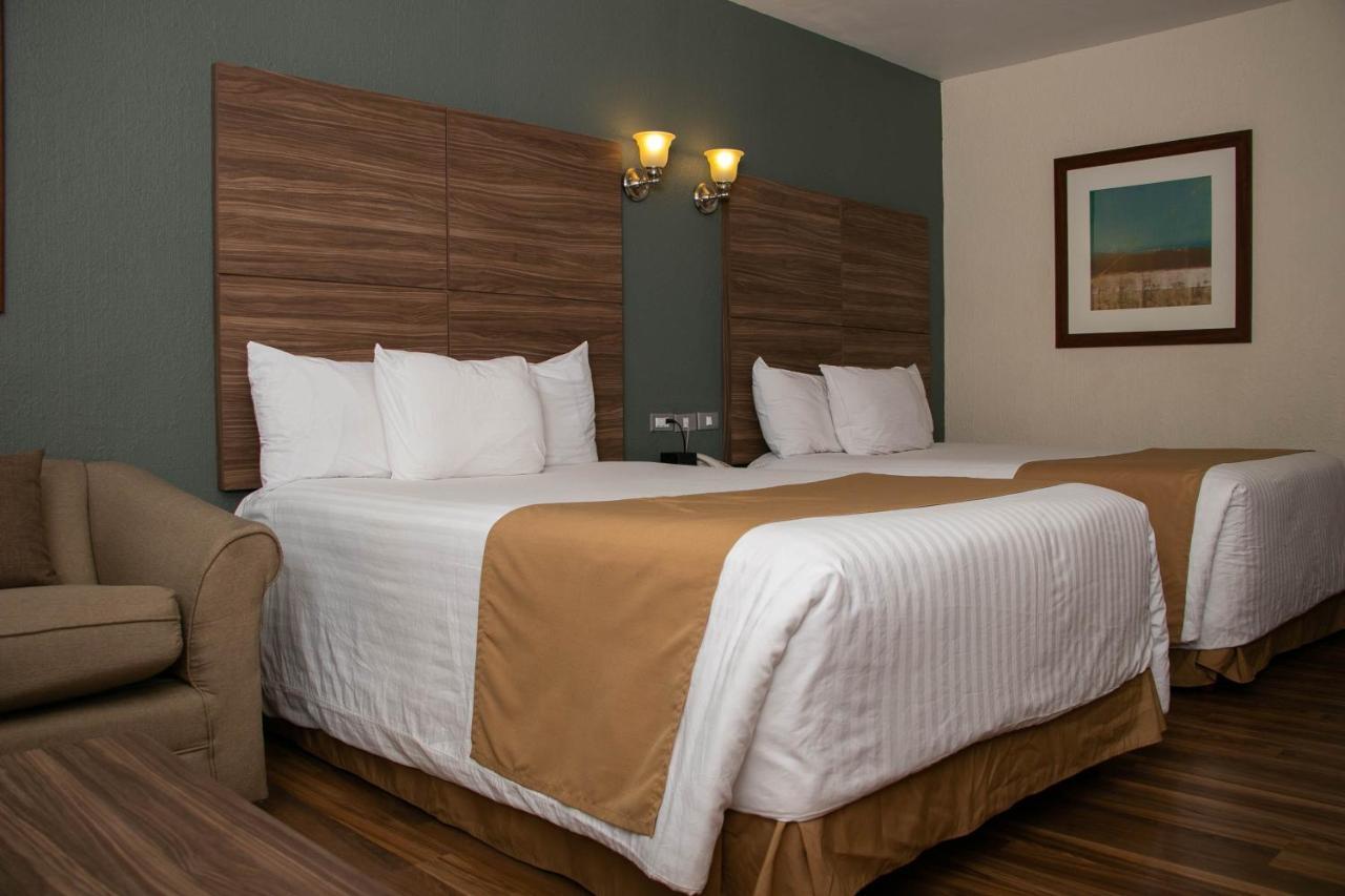 Best Western Cumbres Inn Cd. Cuauhtemoc Екстер'єр фото