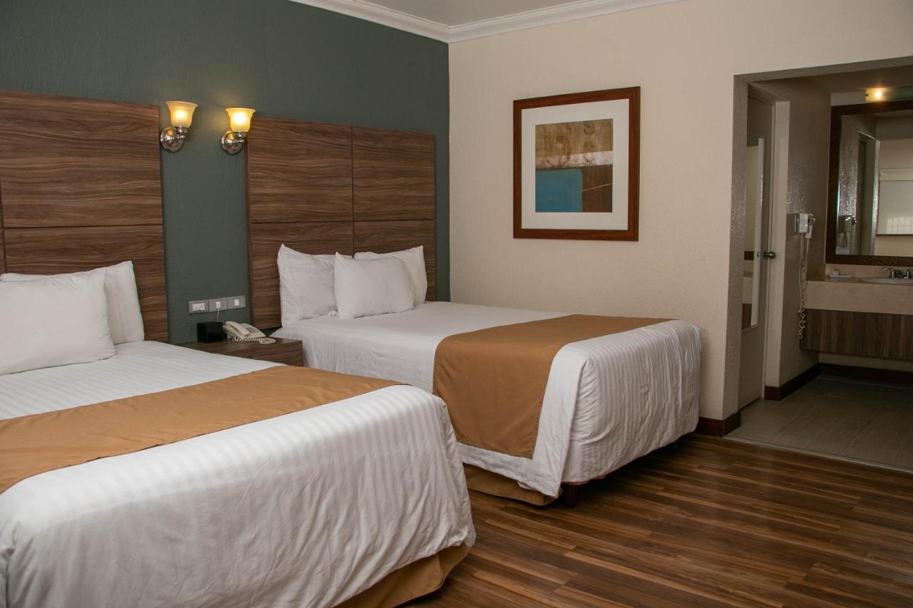 Best Western Cumbres Inn Cd. Cuauhtemoc Екстер'єр фото