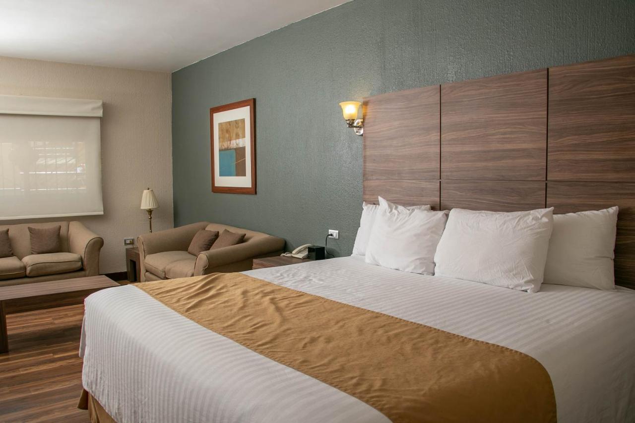Best Western Cumbres Inn Cd. Cuauhtemoc Екстер'єр фото