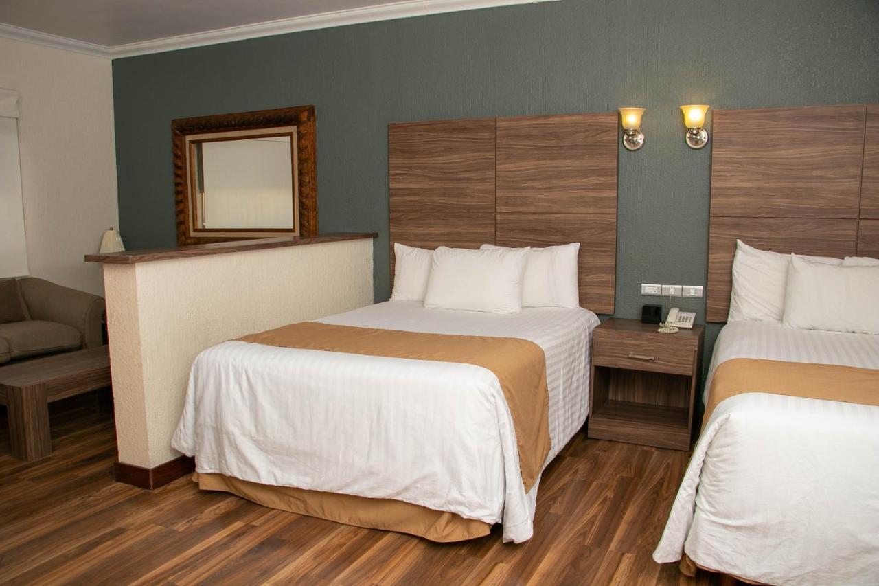 Best Western Cumbres Inn Cd. Cuauhtemoc Екстер'єр фото