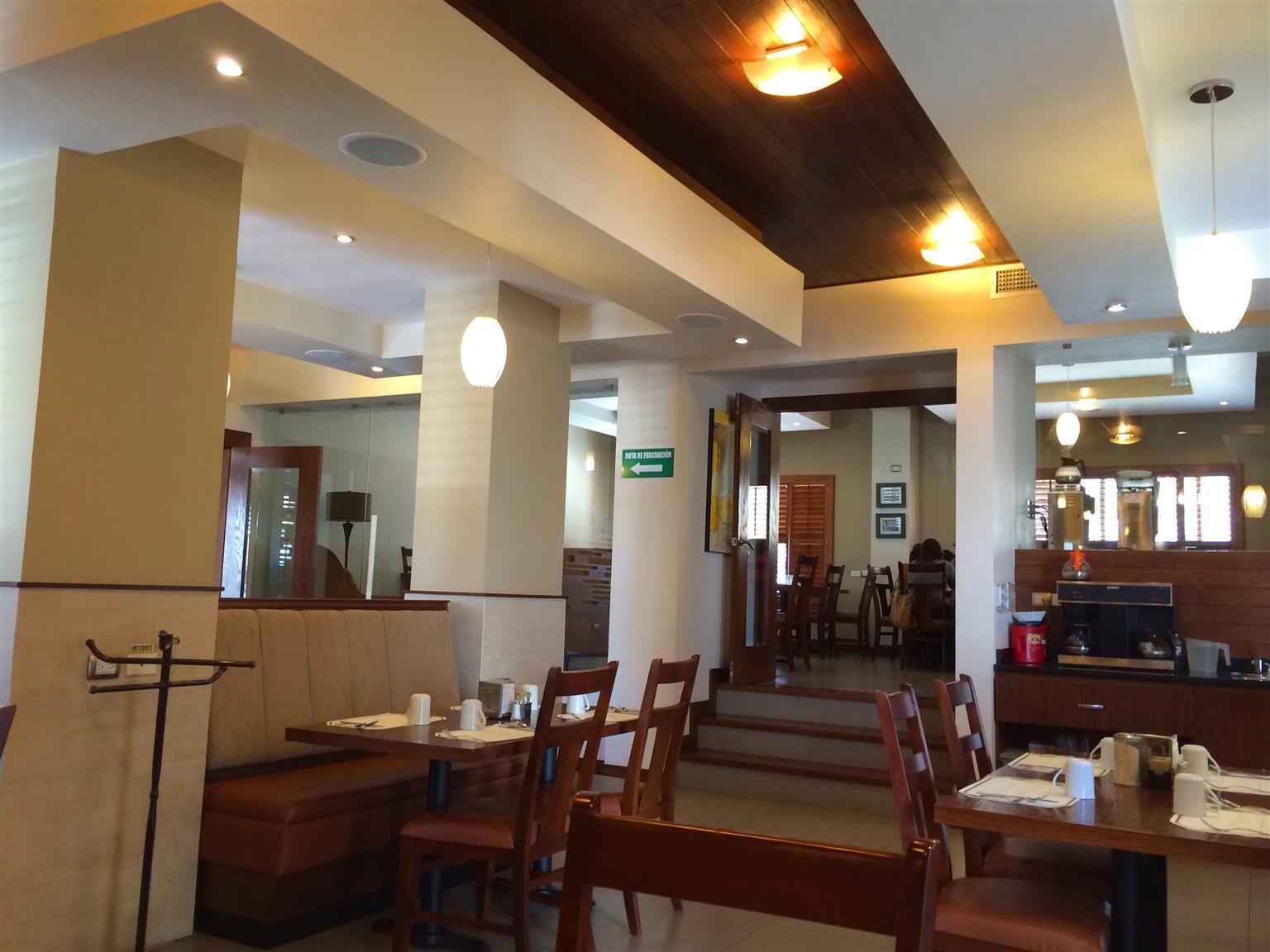 Best Western Cumbres Inn Cd. Cuauhtemoc Екстер'єр фото