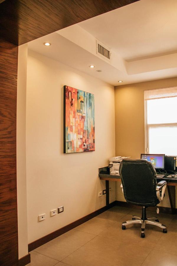 Best Western Cumbres Inn Cd. Cuauhtemoc Екстер'єр фото