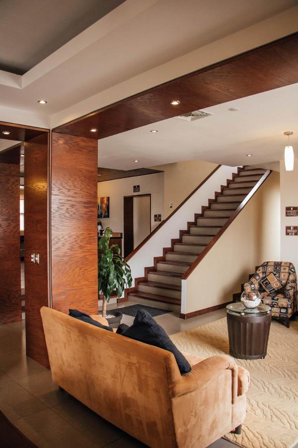 Best Western Cumbres Inn Cd. Cuauhtemoc Екстер'єр фото