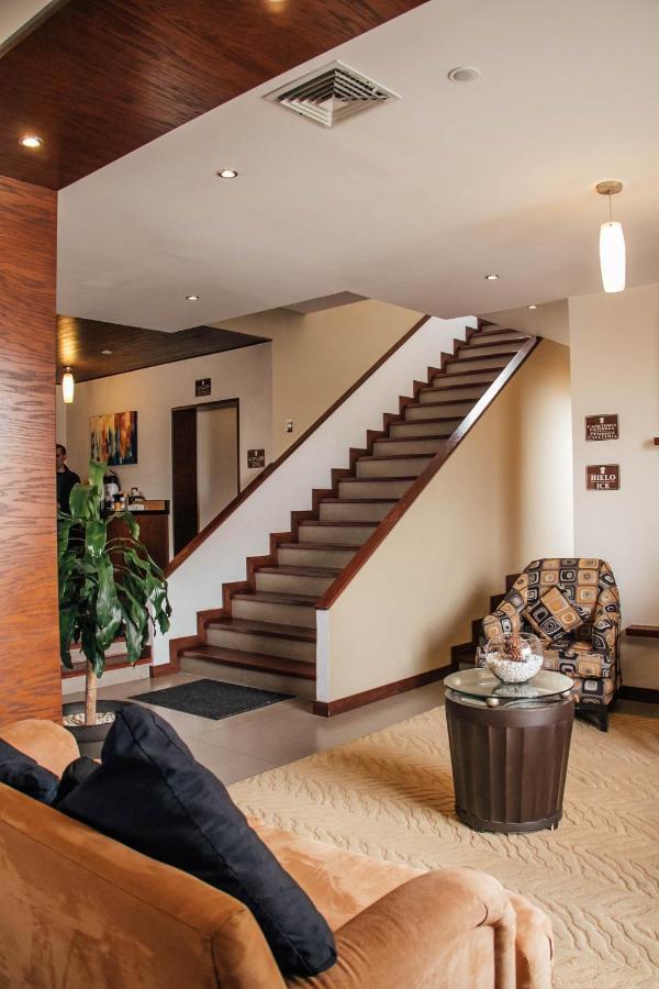 Best Western Cumbres Inn Cd. Cuauhtemoc Екстер'єр фото