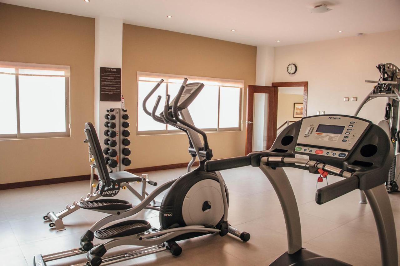 Best Western Cumbres Inn Cd. Cuauhtemoc Екстер'єр фото